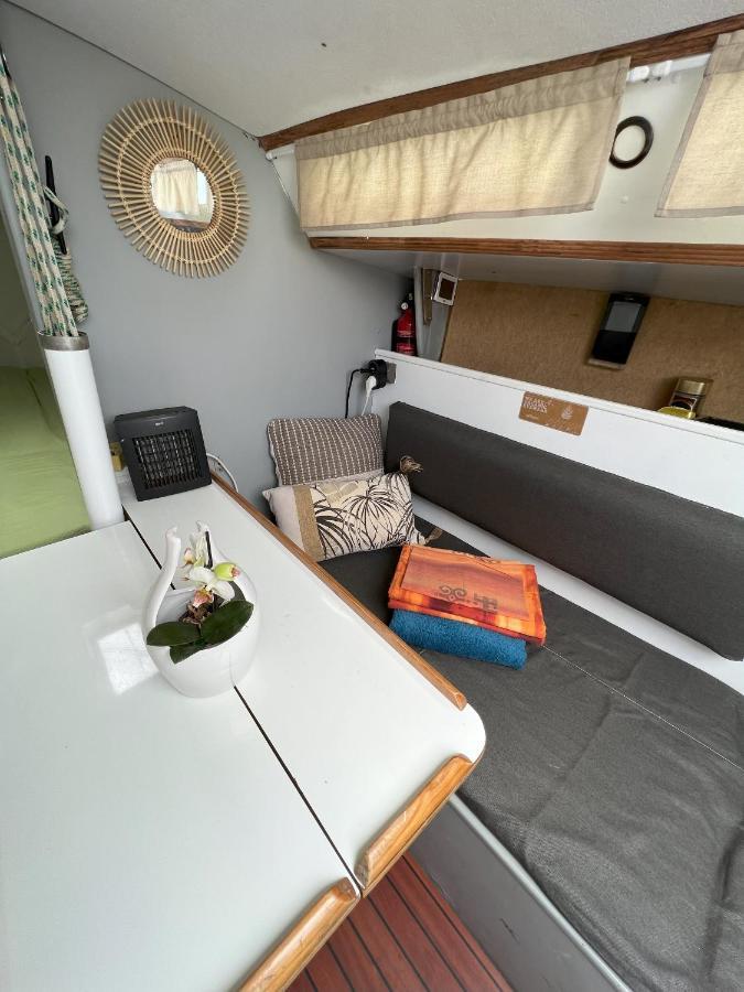 Location Un Petit Voilier Hotel La Rochelle  Ngoại thất bức ảnh